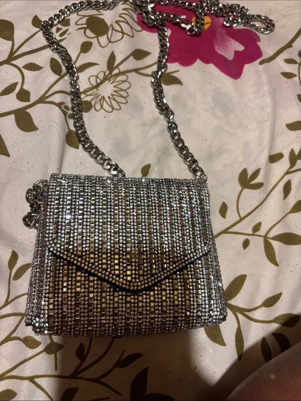 Silver Crystal Chain Crossbody Bag - Sparkling Envelope Style